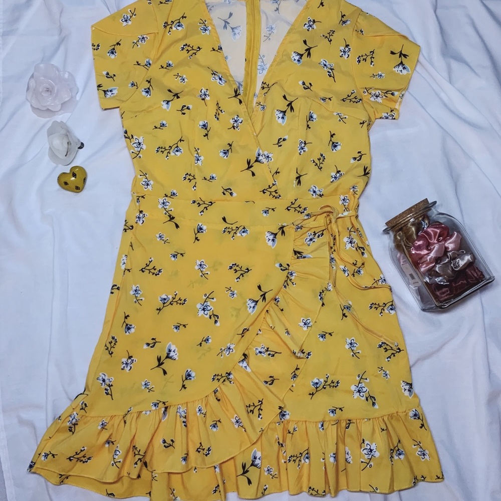 SHEIN, YELLOW FLORAL WRAP SUNDRESS